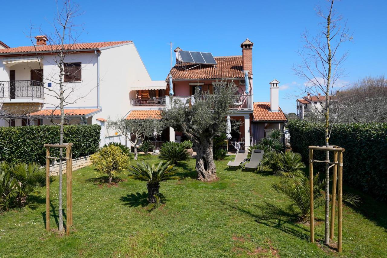 Apartment Palm View II Rovinj Exterior photo